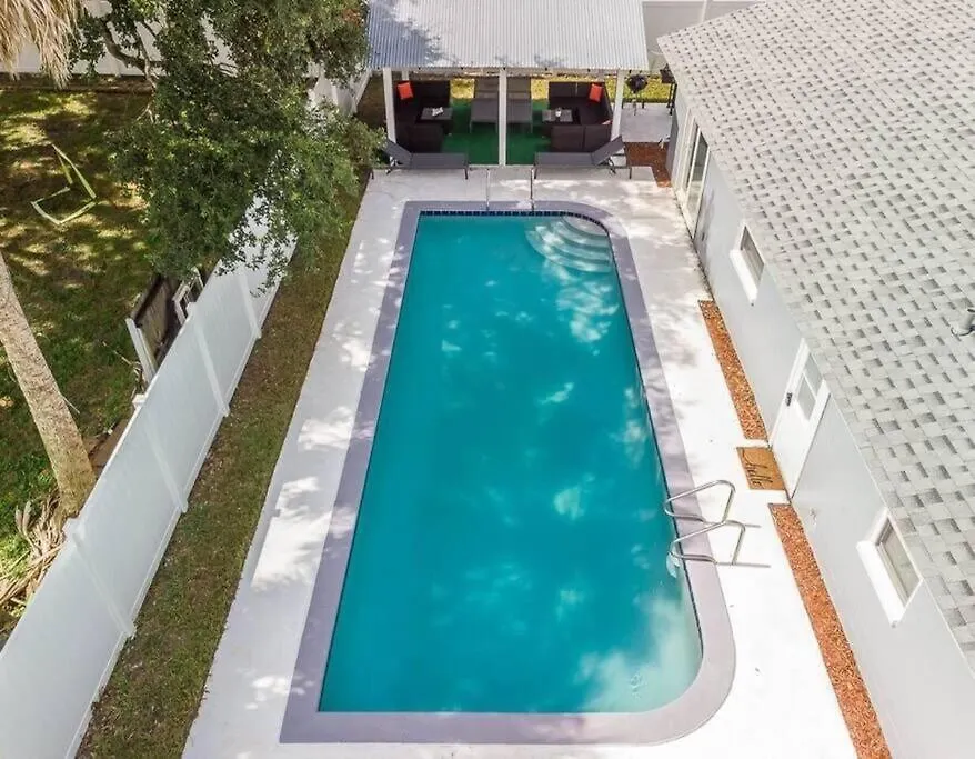 Willa Immaculate & Cozy Entire Heated Pool House Tampa 0*,